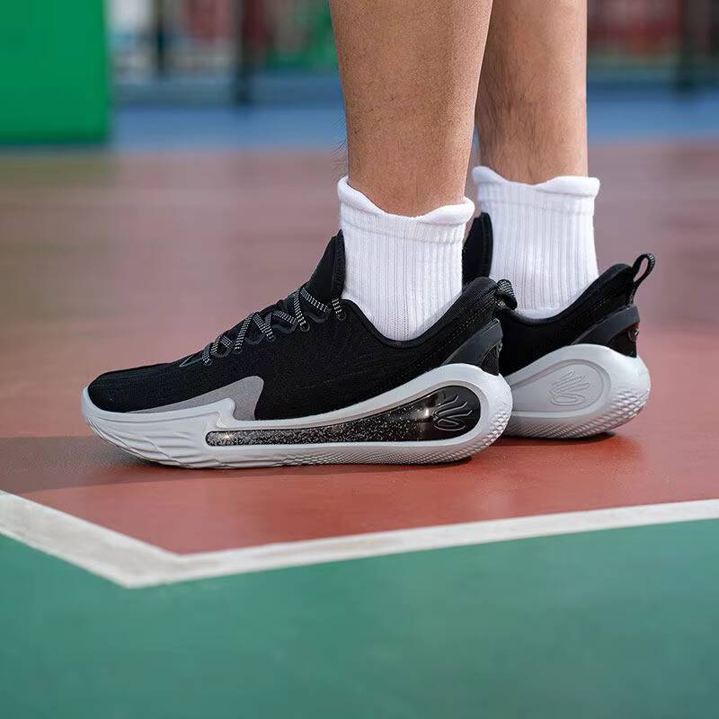 Men Shoes Under Armour - Under Armour Unisex Original Sport-Basketballschuhe 3027634-001